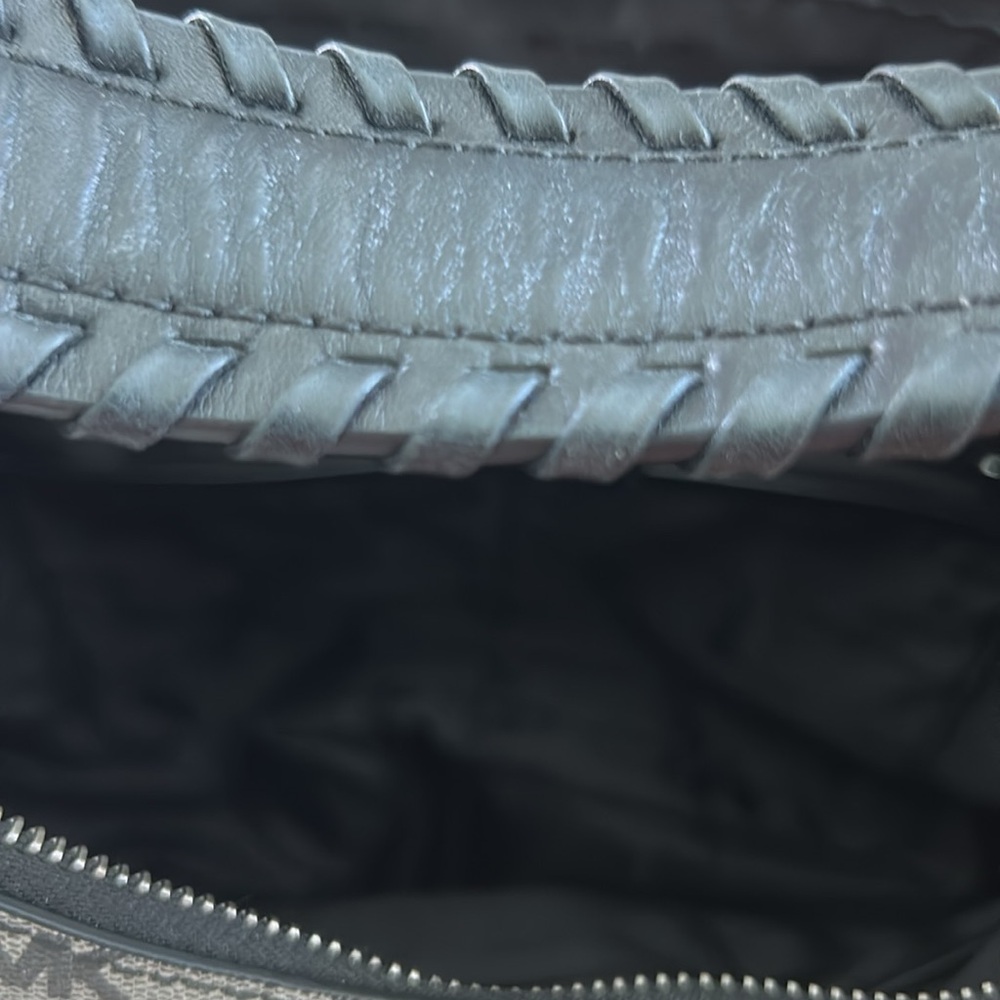 Michael  kors Lauryn  Black and Gray Hobo Bag with Monogram Print leather trim - Picture 11 of 12